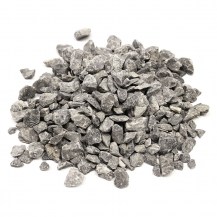 31010 - landscaping chips - black chips dry